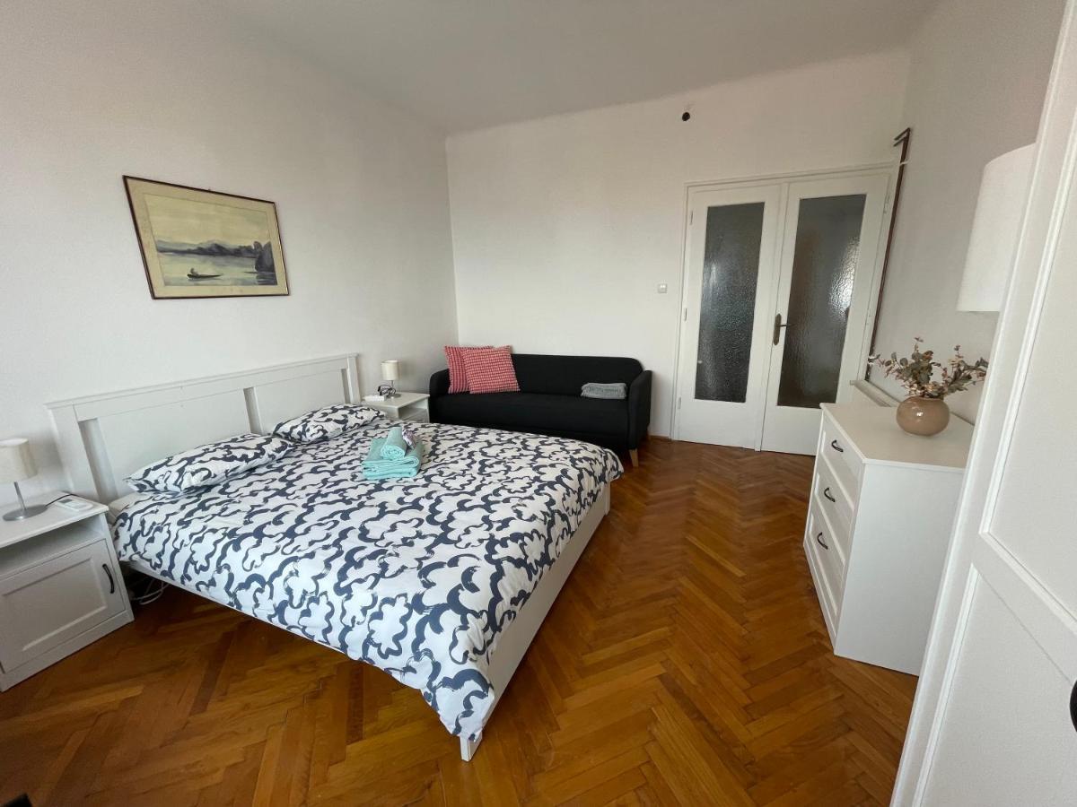 Ferienwohnung Nona'S View With Balcony Rijeka Exterior foto