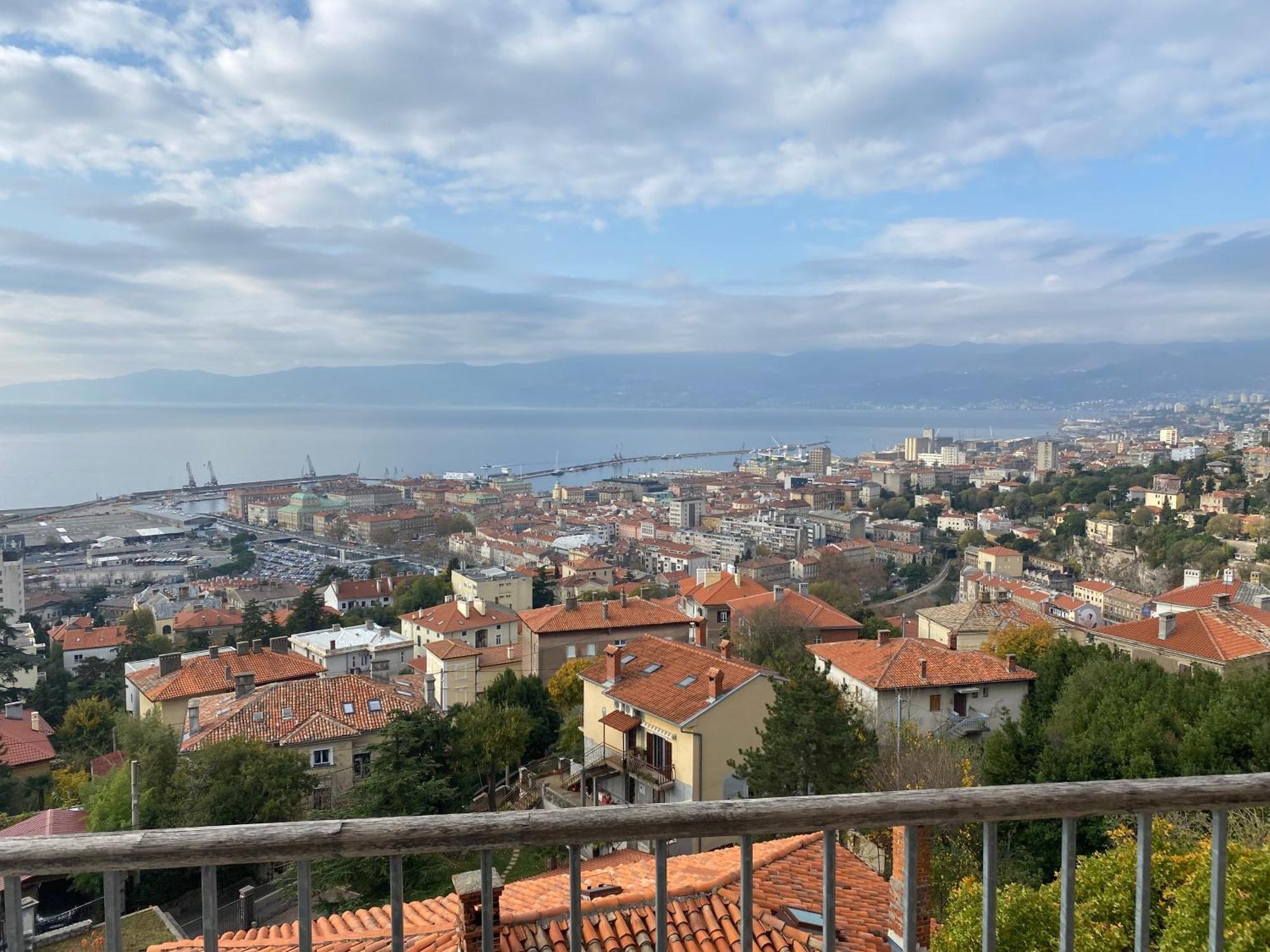 Ferienwohnung Nona'S View With Balcony Rijeka Exterior foto